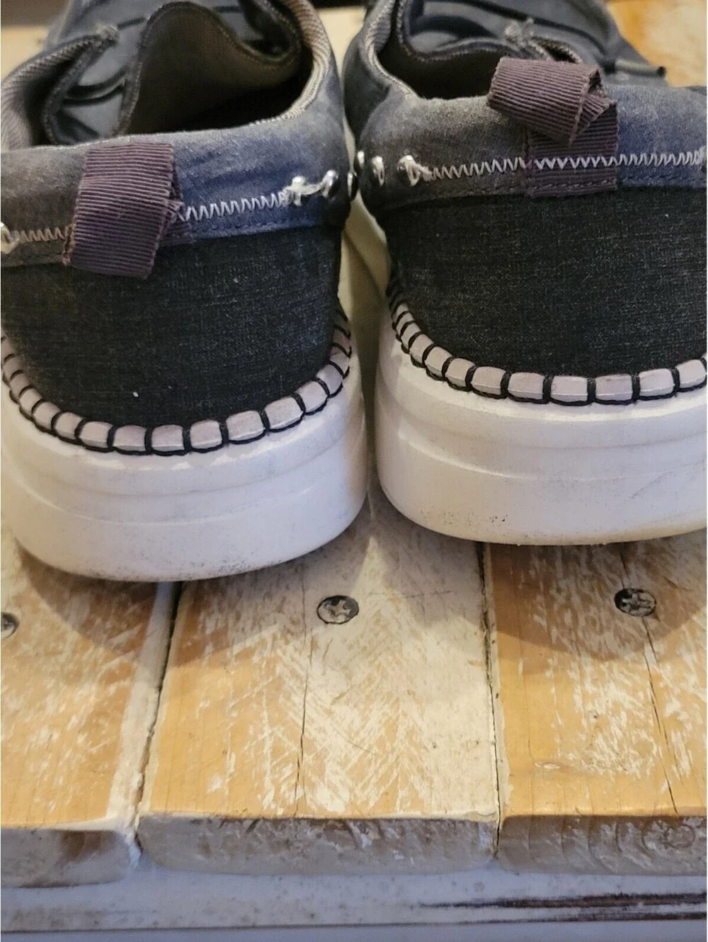 Hey Dude Wendy Womens Size 7 Gray Odyssey Slip On Comfort Shoes Canvas